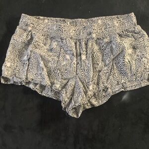 Victoria's Secret Black and Gray Patterned Panties